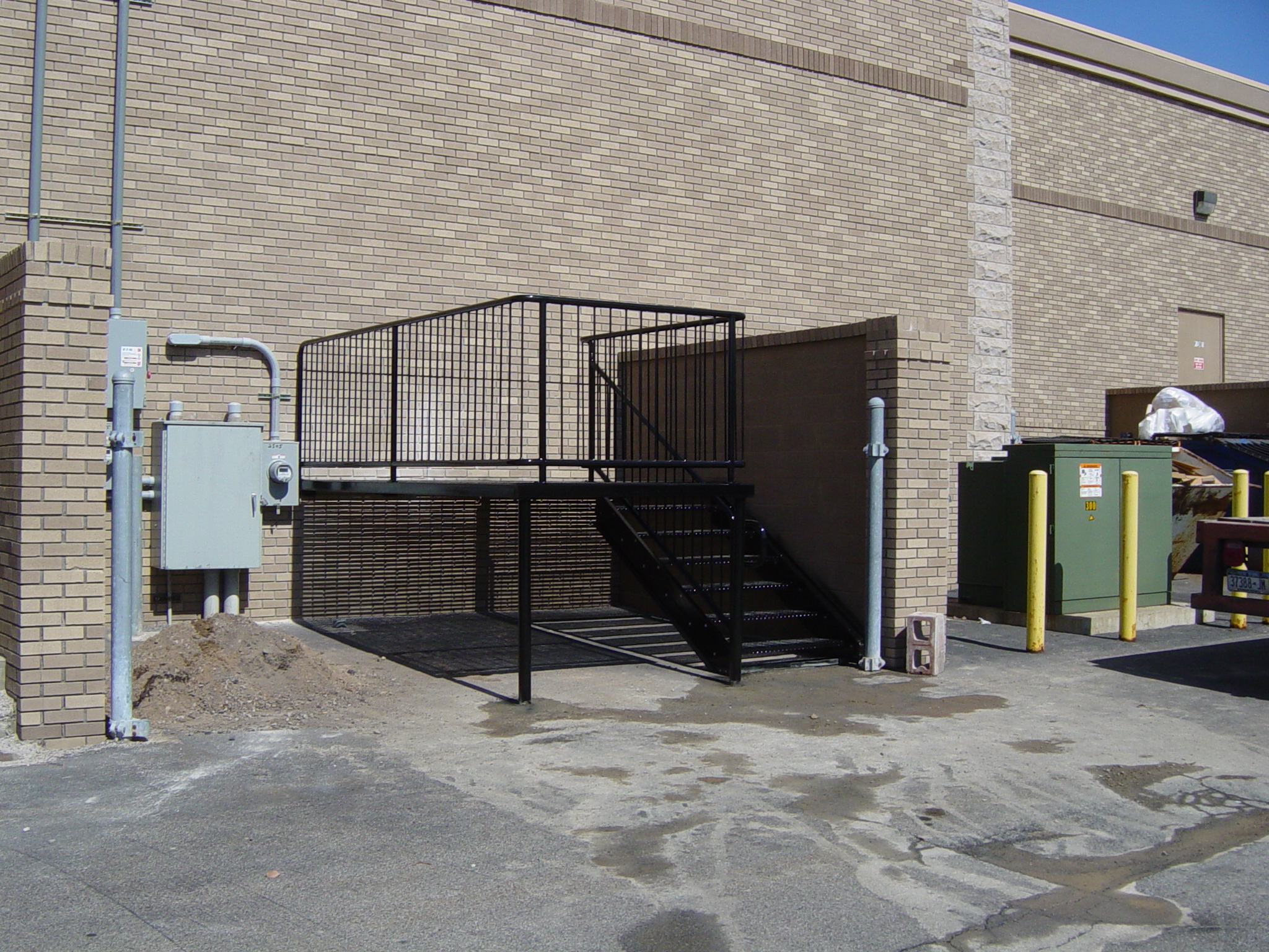 shop photos 4-3-12 015